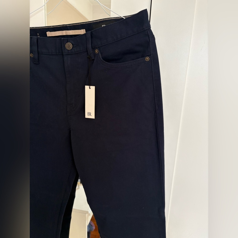 Men’s Banana Republic Slim Traveler Pants: 32 x 30 - Picture 5 of 9